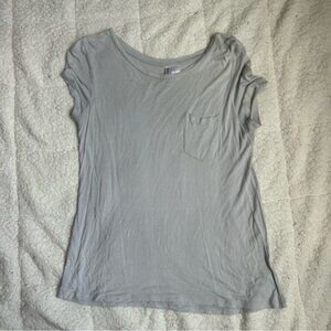 H&M Gray Cap Sleeve T-Shirt